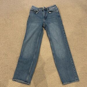 H&M straight Jeans Medium Wash Size US 2